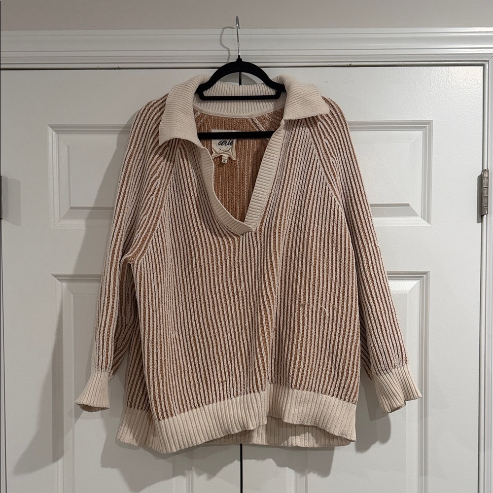 Aerie Tan and Cream V-Neck Sweater